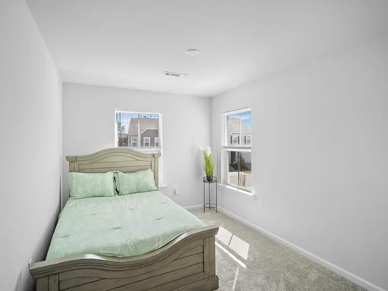 818 Falls Grove Trl — Photo 8