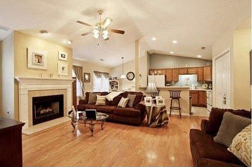 4th image of 6913 Pemmbrooke Shire Ln