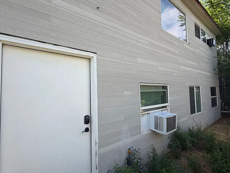 658 E Conway Ct — Photo 26