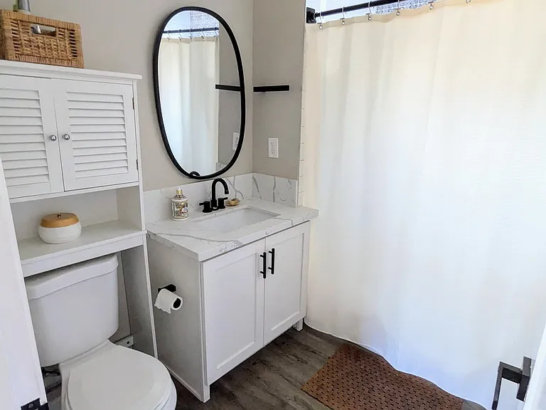 2074 Newton Ave #B — Photo 23