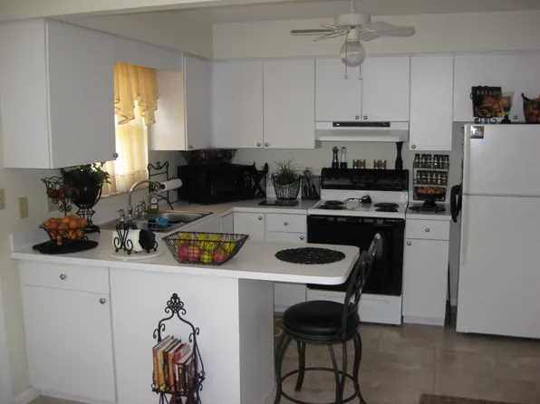 8464 Austin N, Pinellas Park, FL 33781