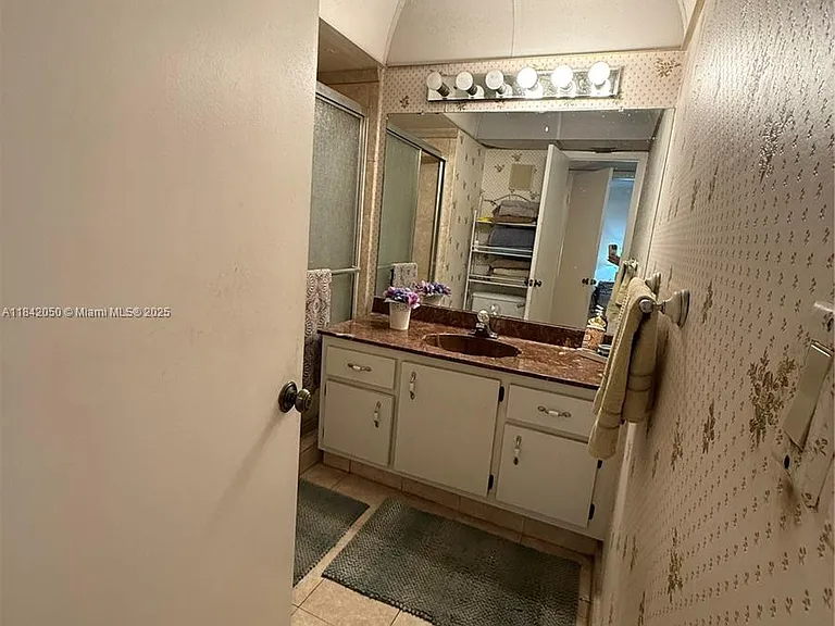 16500 Golf Club Rd #206 — Photo 5