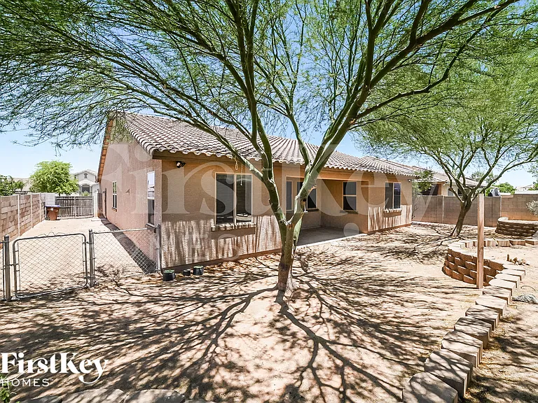 1931 W Desert Spring Way — Photo 15