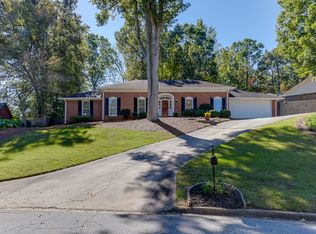 470 Knoll Woods Ter, Roswell, GA 30075