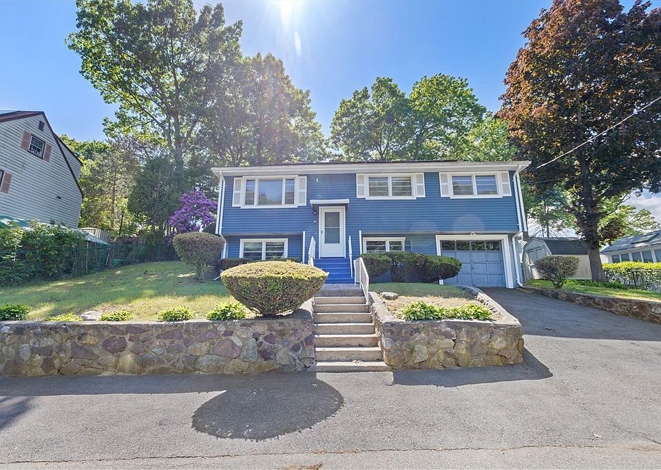 1st image of 46 Hesper St