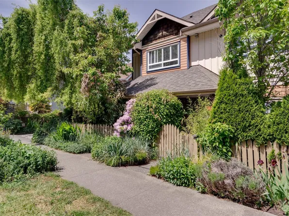 860 Princess Ave #1, Victoria, BC V8T 1K8