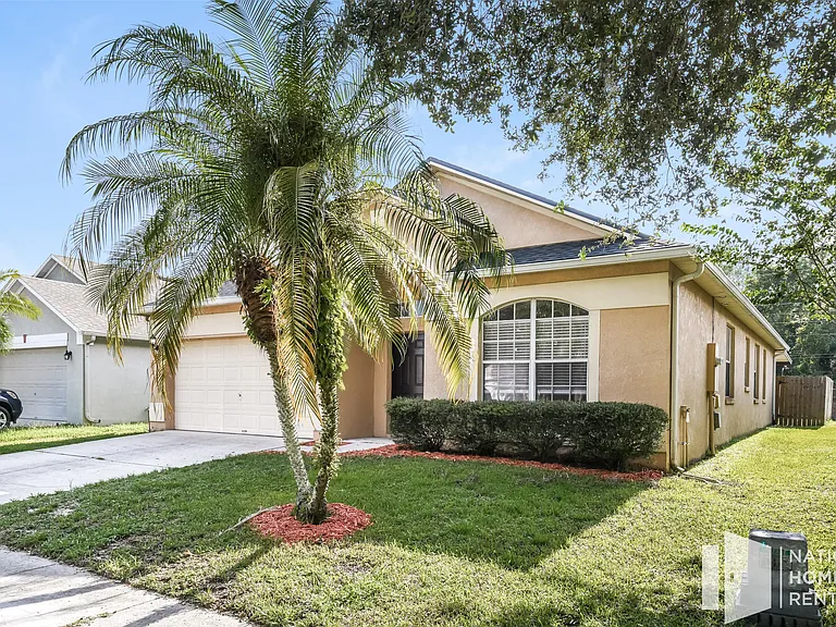 3725 Shawn Cir — Photo 3