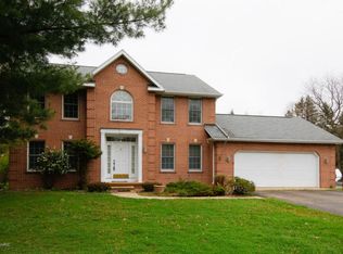 416 Whispering Pnes N, Marshall, MI 49068