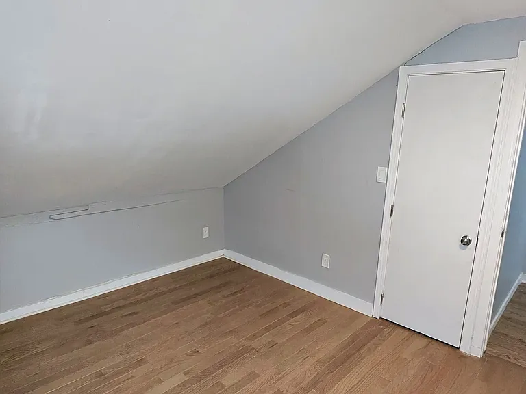 982 Pembroke St #2L — Photo 11