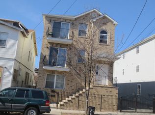 77 Schley St, Newark, NJ 07112