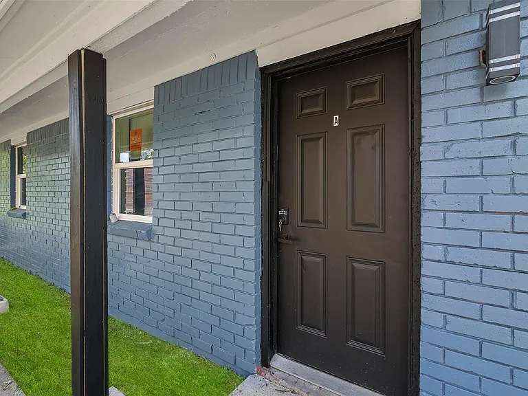 4755 Wilmington St #6 — Photo 26