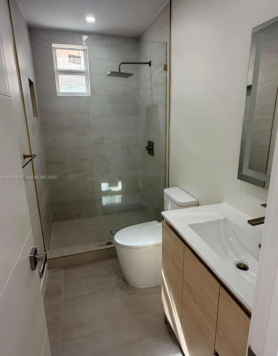 Beacon Manor — Photo 4