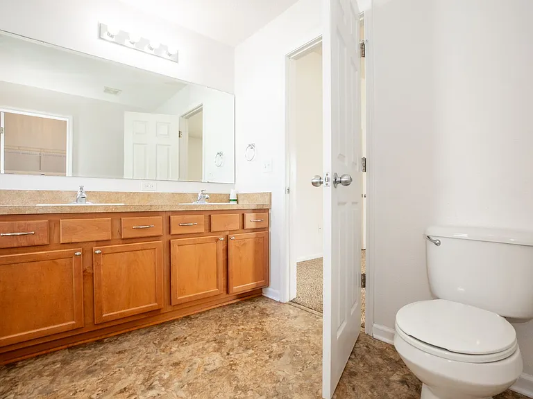 5253 Plantation Home Way — Photo 24