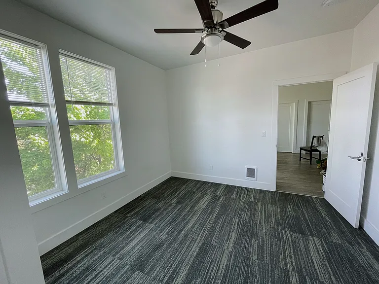 1108 S Main St — Photo 8