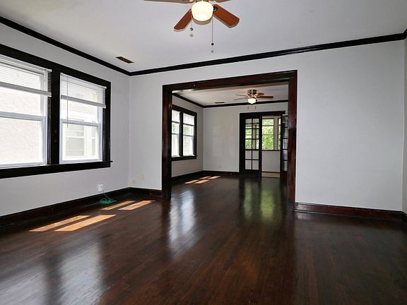 3rd image of 1805 W 41st St #1F