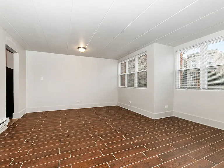 6603 S Rhodes Ave — Photo 3