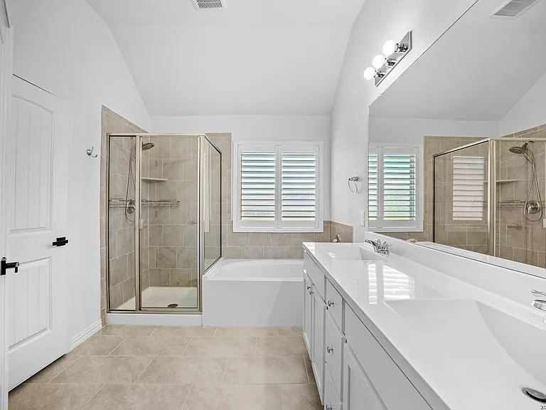 3200 Falconhead — Photo 37