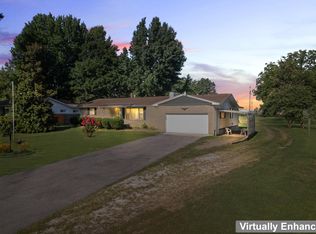 1719 N Pine Street, Nixa, MO 65714