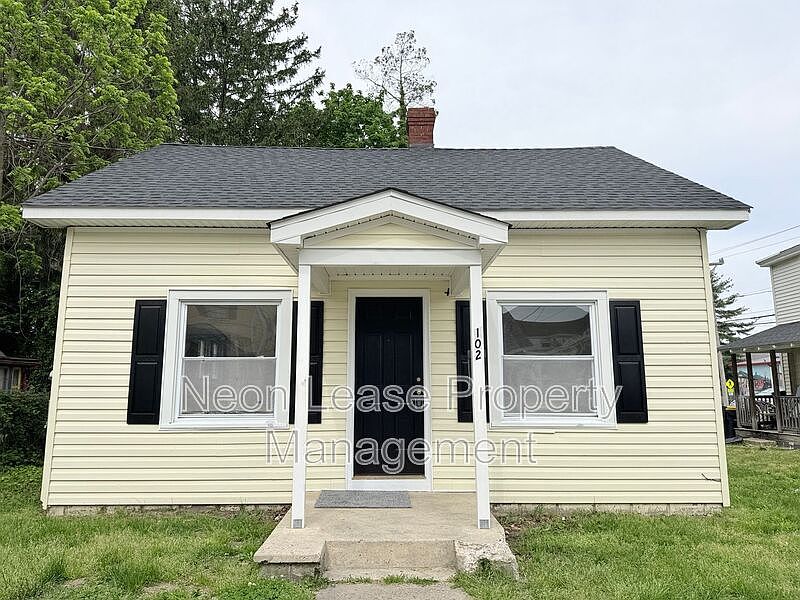 1st image of 102 Montgomery St