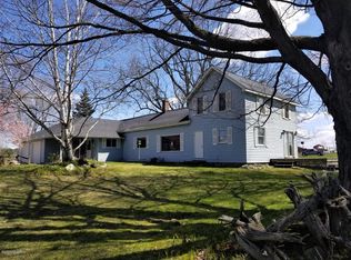 7960 Roosevelt Rd, Holton, MI 49425
