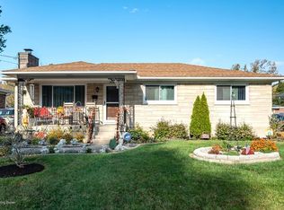 5602 McDeane Rd, Louisville, KY 40216