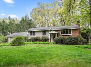 55 Saxony Dr, Sudbury, MA 01776