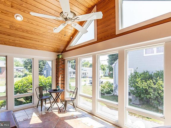 4th image of 14107 Rectory Ln
