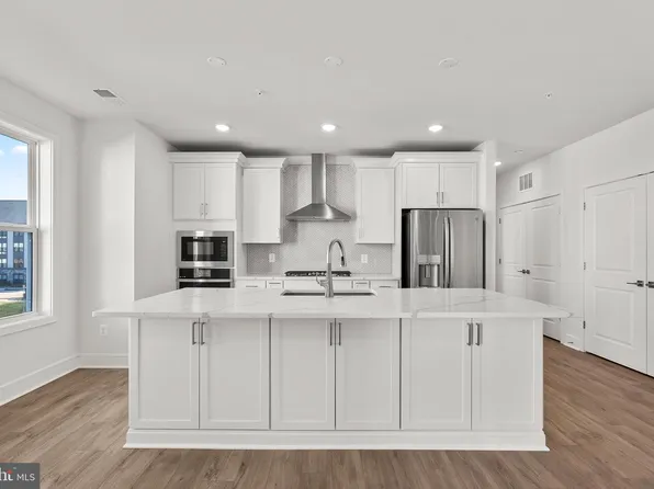 42874 Firefly Sonata Terrace Unit 9 306 Ashburn #9-306, Ashburn, VA 20148