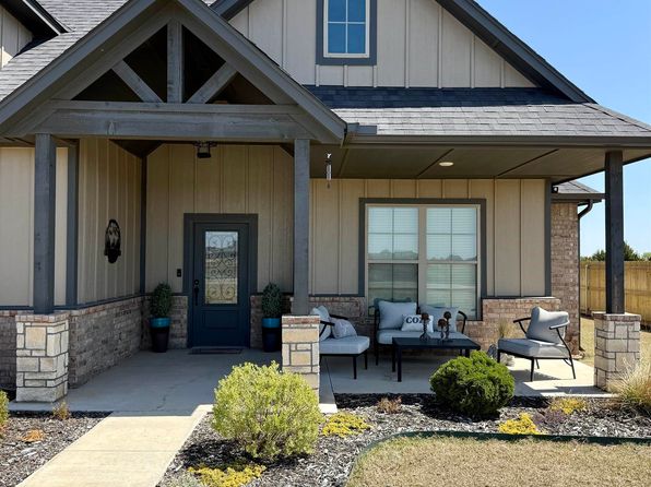 7053 Chisholm Ranch Dr, Enid, OK 73703