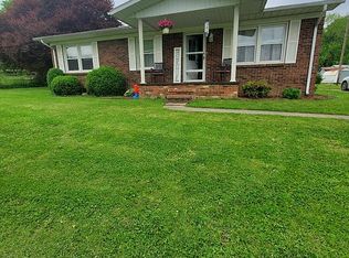 414 Church St, Centertown, KY 42328