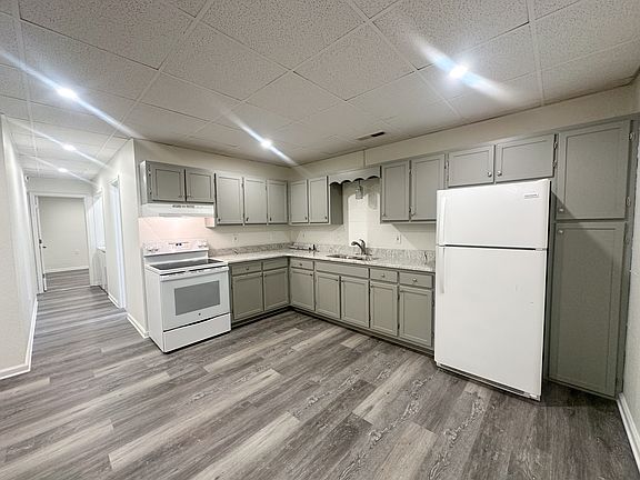 4th image of 2680B River St