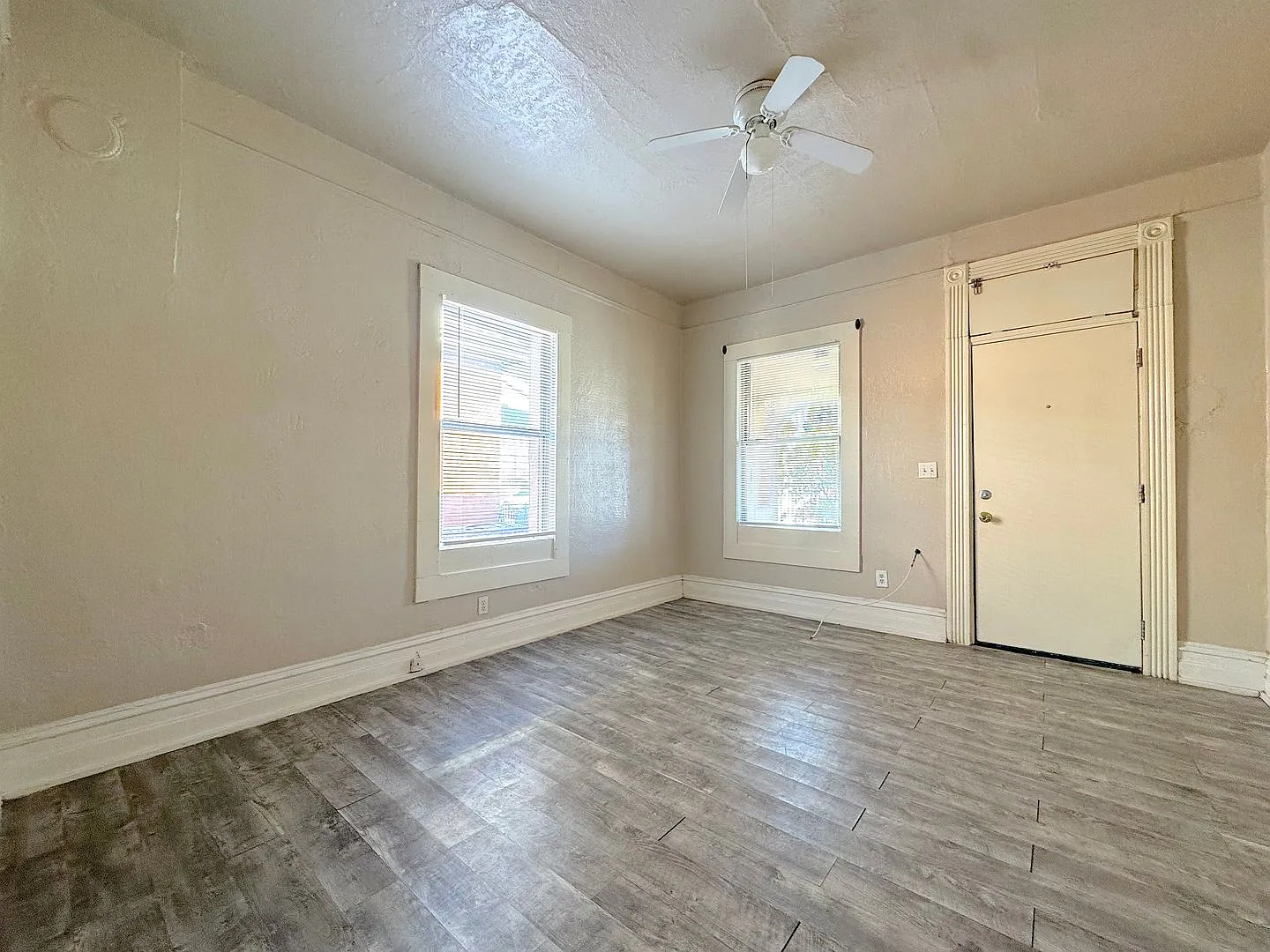 Central EL Paso(close to downtown) 1 bed/1 bath duplex. Water/Trash Service Included — Photo 4