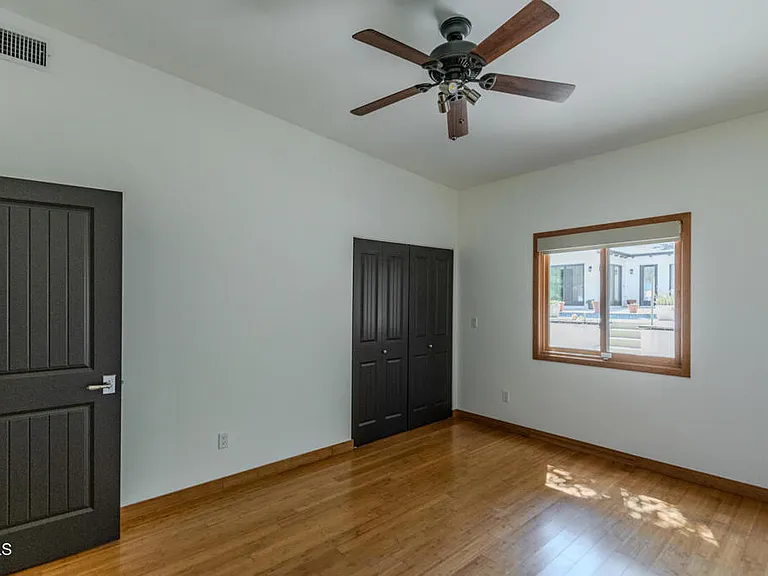 4819 Oakwood Ave — Photo 21