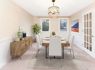 1 Forest Ln, Norfolk, MA 02056