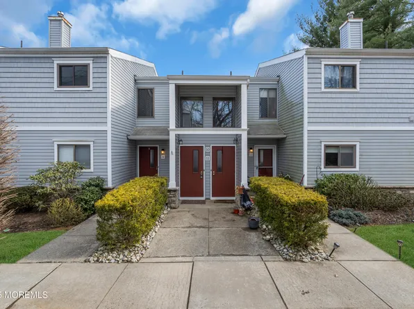 10 Joyce Court, Tinton Falls, NJ 07701