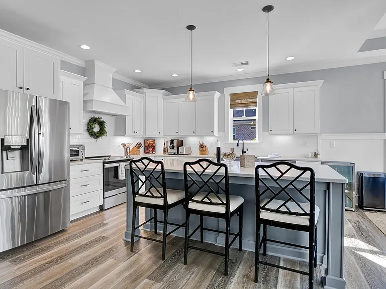651 Crown Pointe Dr — Photo 6