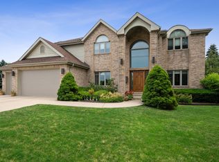 2323 Old Glenview Rd, Wilmette, IL 60091