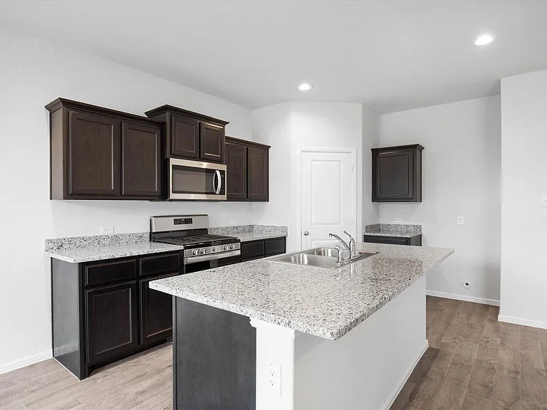 2220 Barnwell Dr — Photo 9