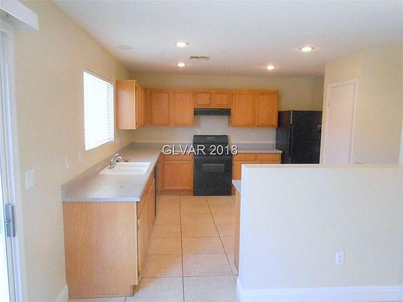 3rd image of 11013 Mezzana St #0
