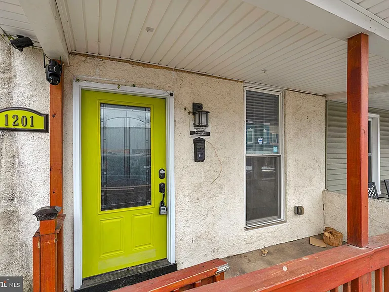 1201 Union Ave — Photo 9