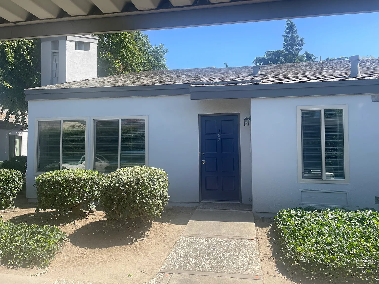 2 bed, 904 sqft, $1,899 — Photo 2