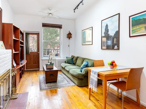 304 W 88th St APT 4C, New York, NY 10024