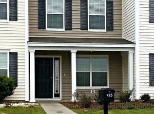 125 Fairgreen St, Savannah, GA 31407