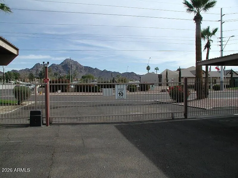 1 bed, 1.0 bath, 626 sqft, $950 — Photo 3
