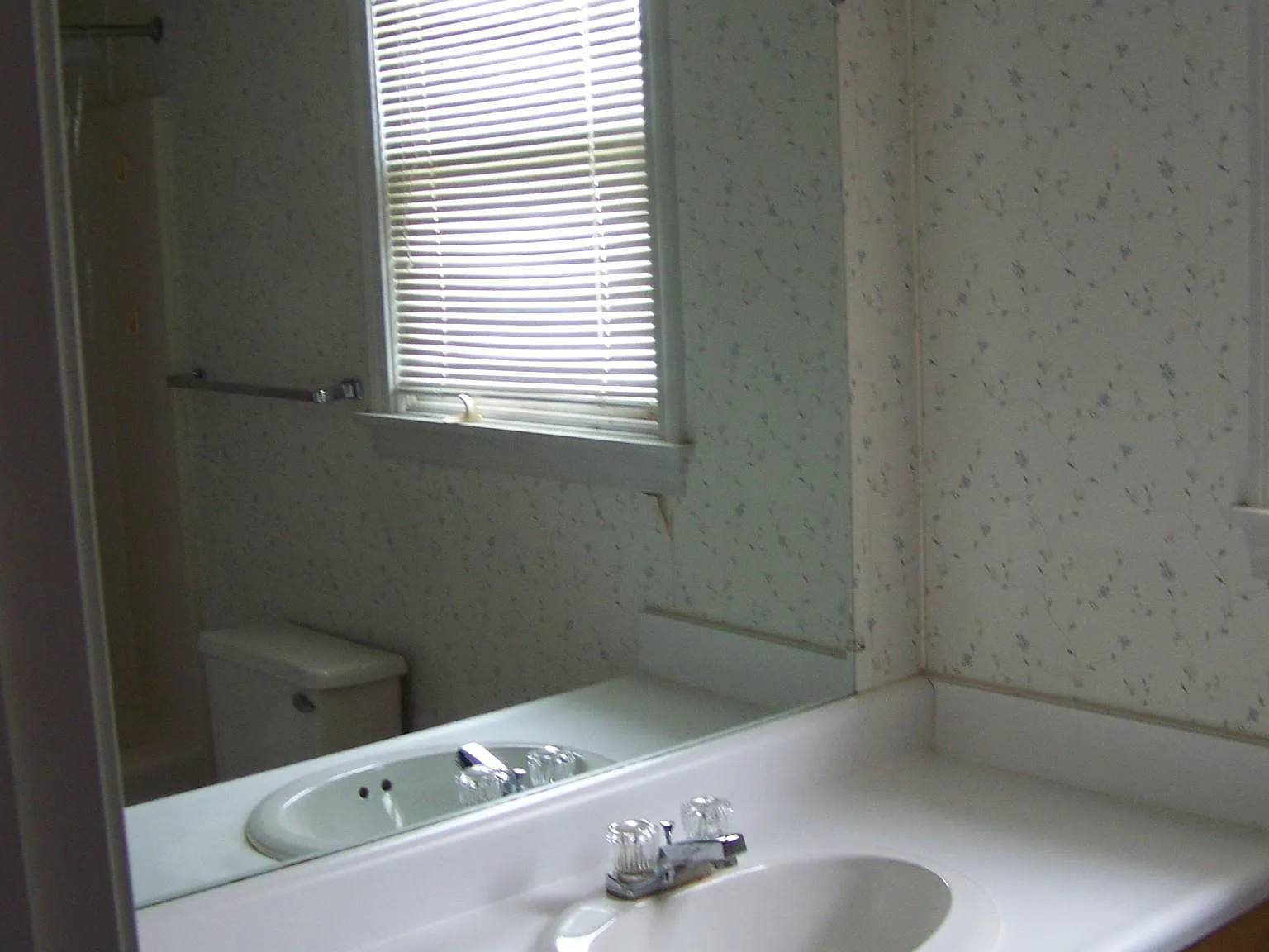 2 bed, $1,700 — Photo 4