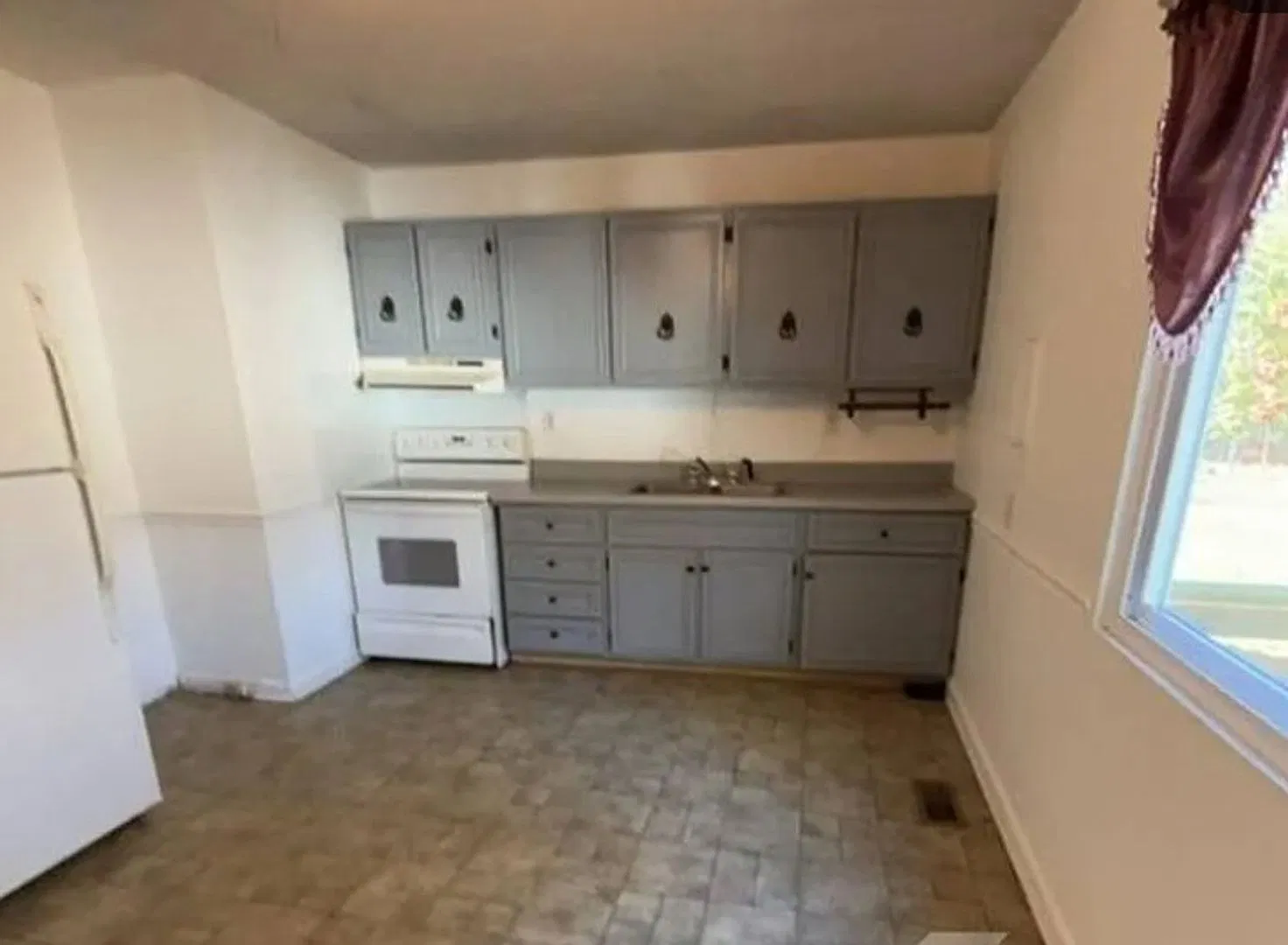 Charming 3BR Duplex in Honea Path — Photo 2