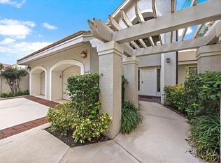 3881 Back Bay Dr APT 220, Jupiter, FL 33477