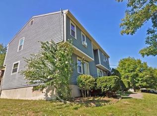 52 George St, Plainville, MA 02762