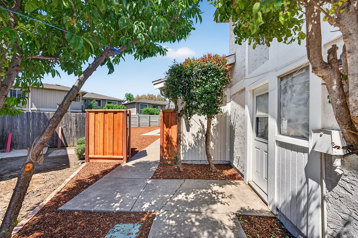 Building Photo - 4973 Geomax Ct #4973