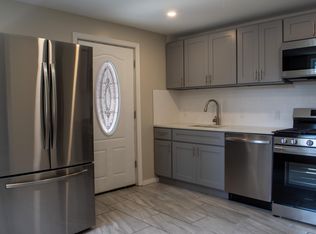 3 Woodland Ave Floor 1, Montclair, NJ 07042